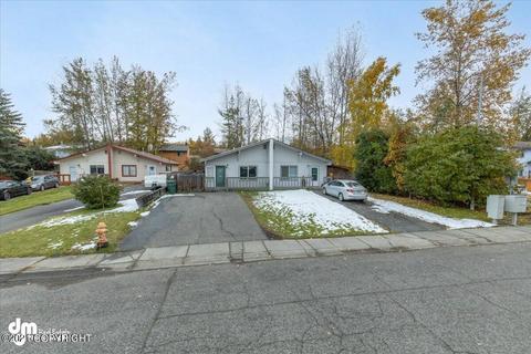 273 Fall Leaf Cir, Anchorage, AK 99504 photo 3