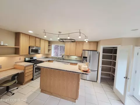 16305 Carlisle St, Eagle River, AK 99577 photo 11
