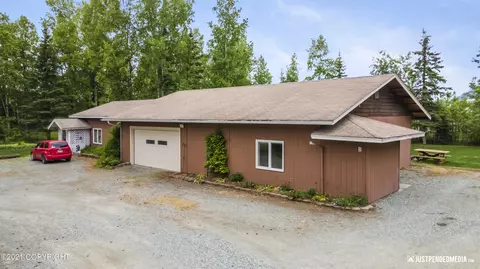 16305 Carlisle St, Eagle River, AK 99577 photo 3