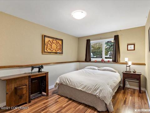 6741 Pickwick Pl, Anchorage, AK 99504 photo 29