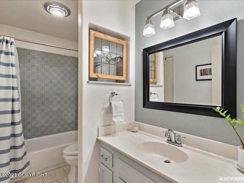 6741 Pickwick Pl, Anchorage, AK 99504 photo 13