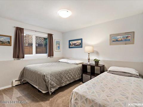 6741 Pickwick Pl, Anchorage, AK 99504 photo 28