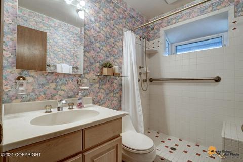 2944 Emory St, Anchorage, AK 99508 photo 35