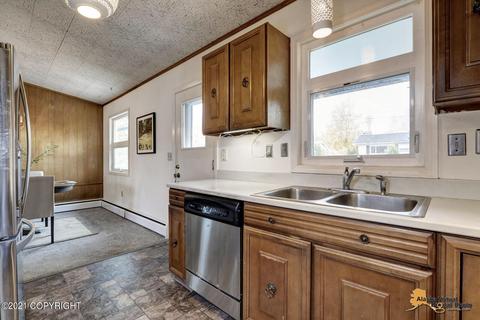 2944 Emory St, Anchorage, AK 99508 photo 27