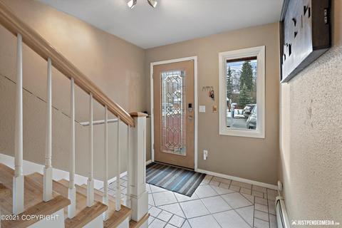 18627 Neva Cir, Eagle River, AK 99577 photo 8