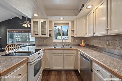 18627 Neva Cir, Eagle River, AK 99577 photo 16