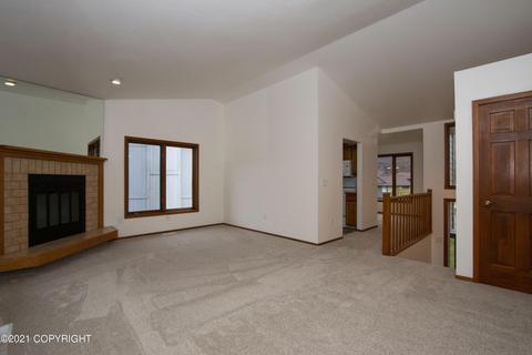 18333 Cache Creek Cir, Eagle River, AK 99577 photo 4