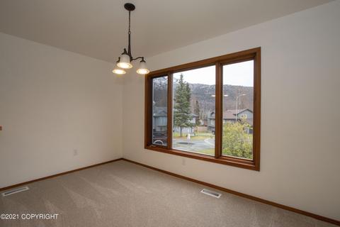 18333 Cache Creek Cir, Eagle River, AK 99577 photo 8