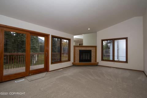 18333 Cache Creek Cir, Eagle River, AK 99577 photo 3