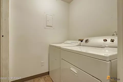 6806 E 16th Ave, Anchorage, AK 99504 photo 25