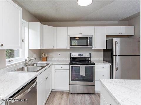 1220 E 16th Ave # 6, Anchorage, AK 99501 photo 8