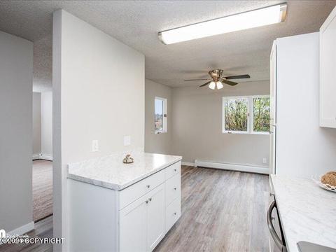 1220 E 16th Ave # 6, Anchorage, AK 99501 photo 9