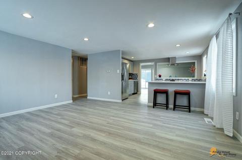 6000 Miley Dr, Anchorage, AK 99504 photo 3
