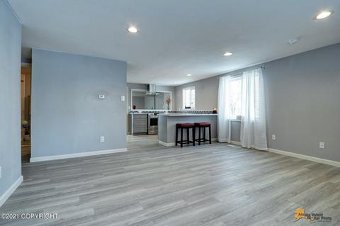 6000 Miley Dr, Anchorage, AK 99504 photo 4