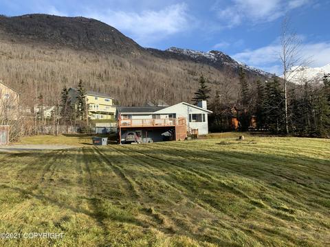 20413 Lucas Ave, Eagle River, AK 99577 photo 2