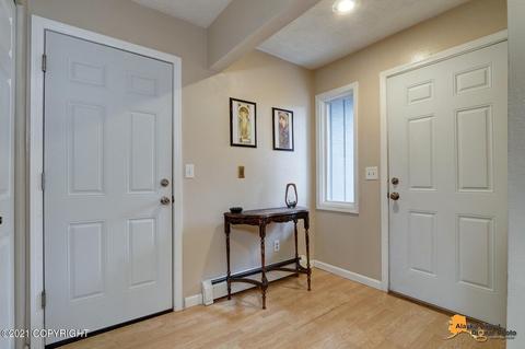 18538 S Kanaga Loop, Eagle River, AK 99577 photo 5