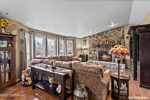 9632 Nizki Cir, Eagle River, AK 99577 photo 12