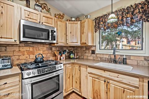 9632 Nizki Cir, Eagle River, AK 99577 photo 20