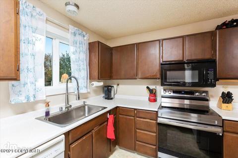 4535 E 8th Ave, Anchorage, AK 99508 photo 9