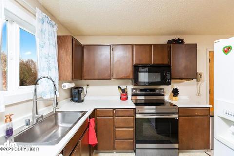 4535 E 8th Ave, Anchorage, AK 99508 photo 10