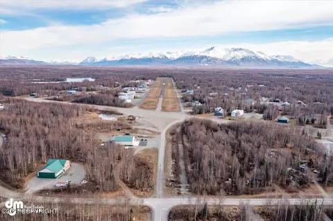 5209 E Hart Lake Loop, Wasilla, AK 99654 photo 2