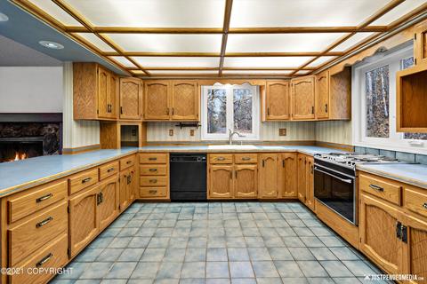 18640 Jamie Dr, Eagle River, AK 99577 photo 15