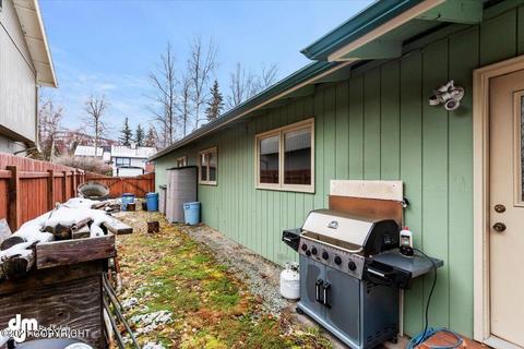 9645 Dinaaka Dr, Eagle River, AK 99577 photo 15
