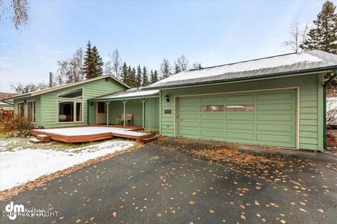 9645 Dinaaka Dr, Eagle River, AK 99577 photo 6