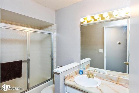 9645 Dinaaka Dr, Eagle River, AK 99577 photo 16
