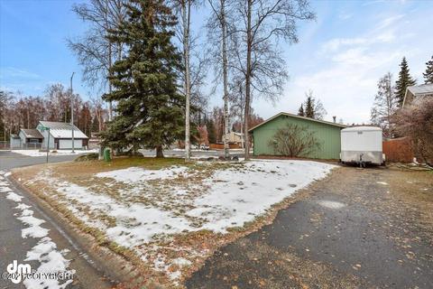 9645 Dinaaka Dr, Eagle River, AK 99577 photo 3