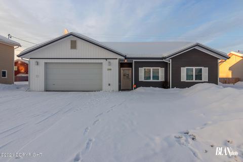 2709 Desert Eagle Loop, North Pole, AK 99705 photo 1