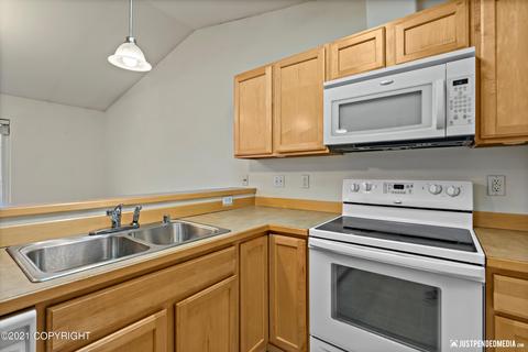 11628 Hummer Bay Dr # 37, Eagle River, AK 99577 photo 11