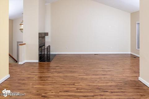 9305 Hall Cir, Eagle River, AK 99577 photo 6