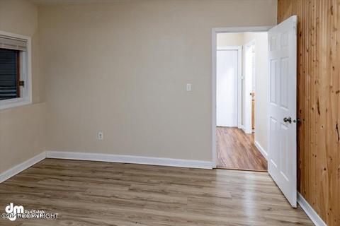 9305 Hall Cir, Eagle River, AK 99577 photo 19