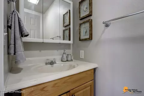 2020 E 72nd Ave, Anchorage, AK 99507 photo 21