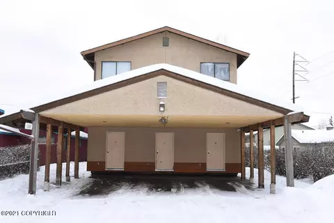 1008 E 9th Ave, Anchorage, AK 99501 photo 1