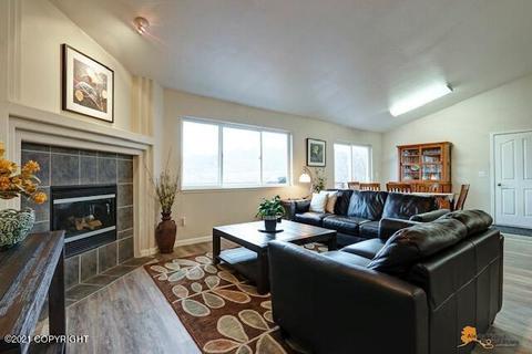 18949 Elnora Ln, Eagle River, AK 99577 photo 4