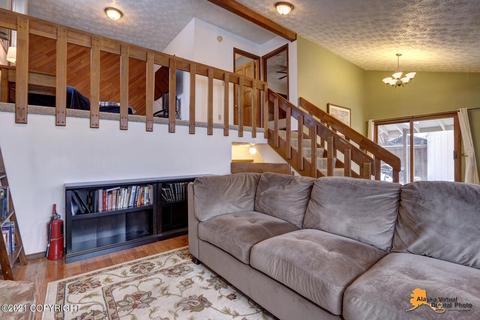 9700 Newhaven Loop, Anchorage, AK 99507 photo 5