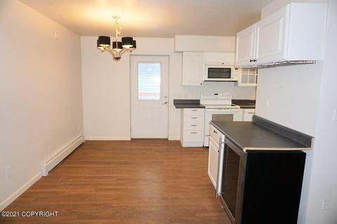 2720 Ruby Ave, Fairbanks, AK 99709 photo 3