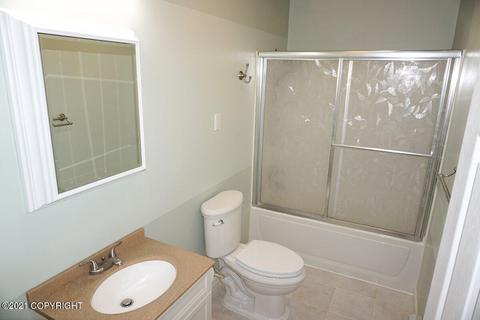 2720 Ruby Ave, Fairbanks, AK 99709 photo 10