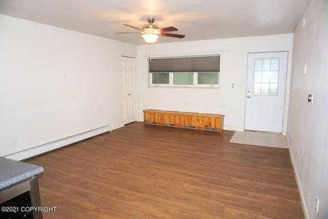 2720 Ruby Ave, Fairbanks, AK 99709 photo 2