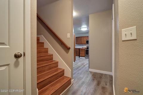 819 Merlin Loop, Anchorage, AK 99518 photo 6