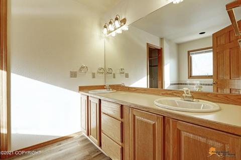 19340 Verdant Cir, Eagle River, AK 99577 photo 35
