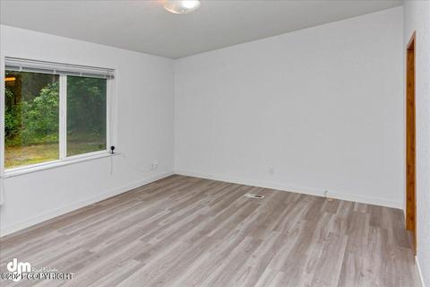 21234 Jayhawk Dr, Chugiak, AK 99567 photo 16