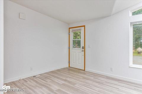 21234 Jayhawk Dr, Chugiak, AK 99567 photo 6