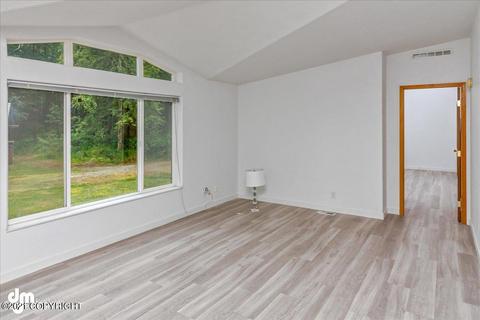 21234 Jayhawk Dr, Chugiak, AK 99567 photo 7
