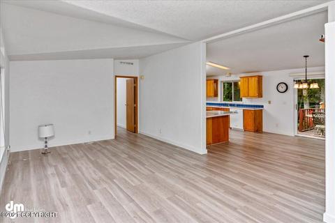 21234 Jayhawk Dr, Chugiak, AK 99567 photo 5