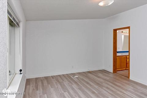 21234 Jayhawk Dr, Chugiak, AK 99567 photo 15