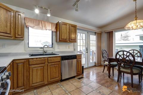 8015 E 3rd Ave, Anchorage, AK 99504 photo 21
