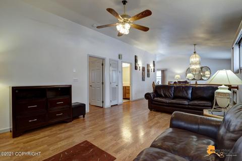 8015 E 3rd Ave, Anchorage, AK 99504 photo 12